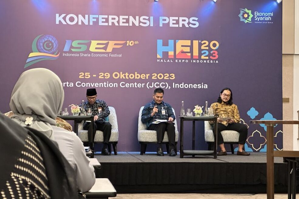 ISEF 2023 Programs and Collaborations in Increasing Sharia Literacy and Halal Lifestyle